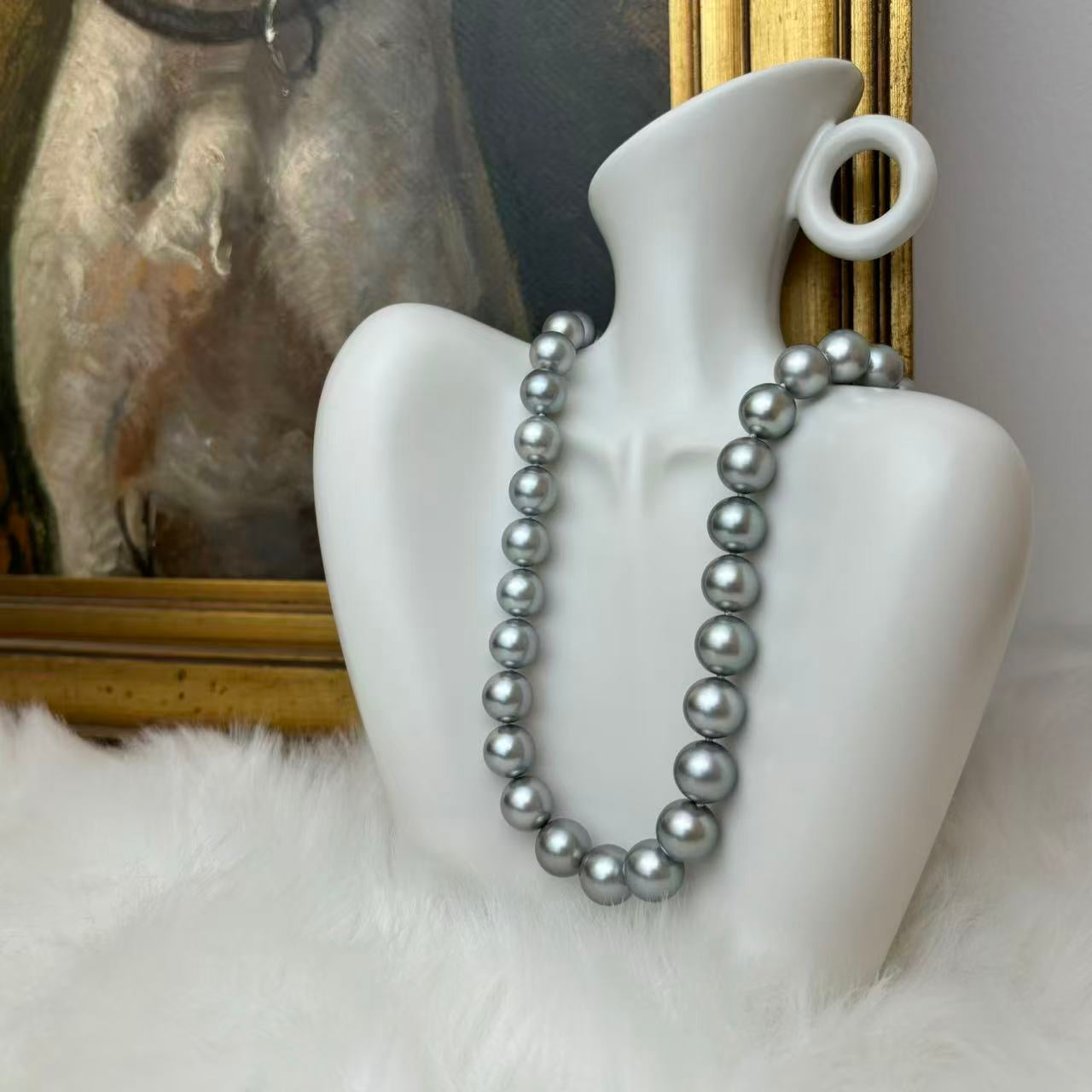 Tahiti Platium Grey Necklace